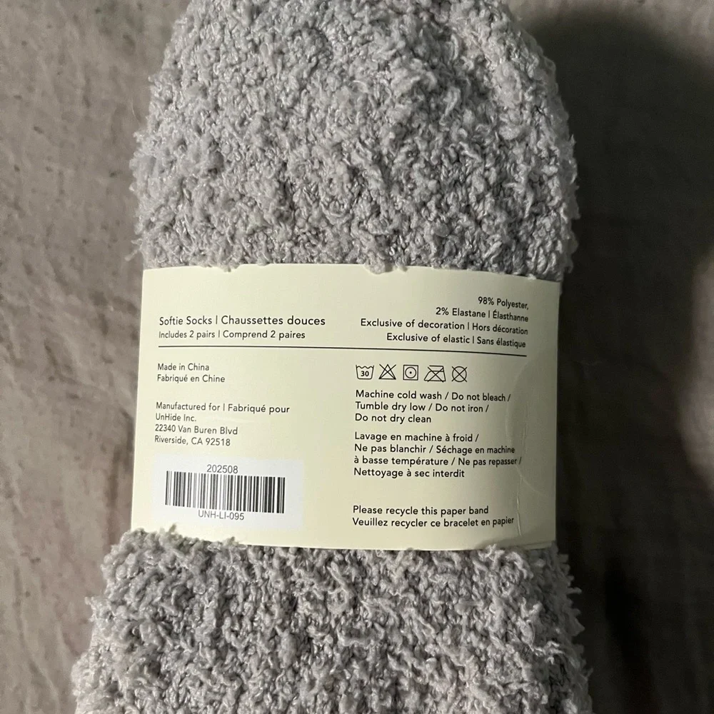 NWT Unhide softie socks - Picture 3 of 3